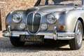 Jaguar MK II 2 3.4 Litre "Restored condition" Presented in the Gris - thumbnail 9