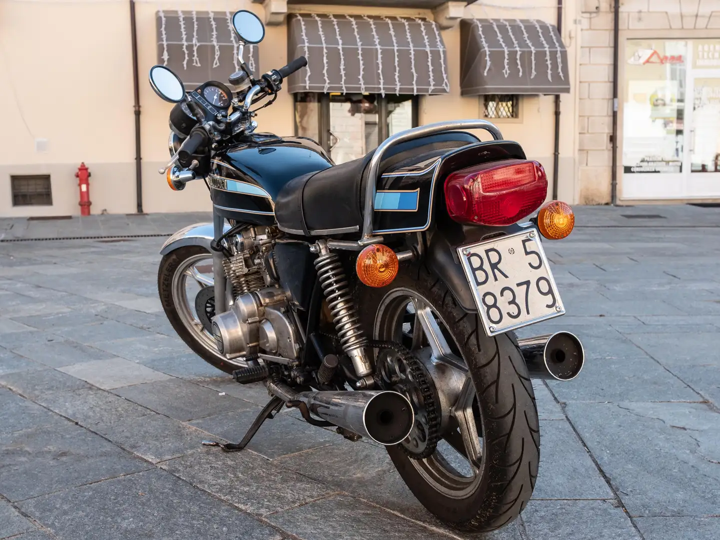 Suzuki GS 550 E Negro - 2