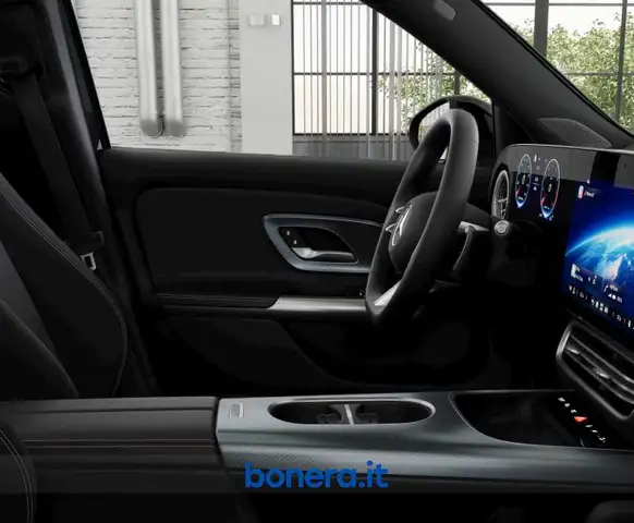 Mercedes-Benz GLB view 7