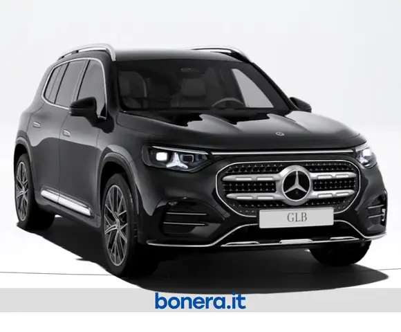 Mercedes-Benz GLB view 2