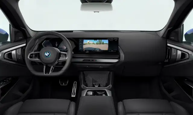 BMW X3 view 6