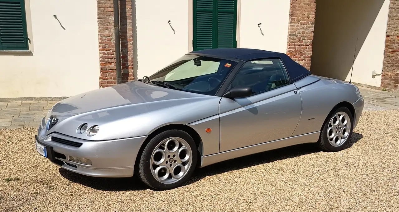 Alfa Romeo Spider 2.0 ts 16v L, foto 1