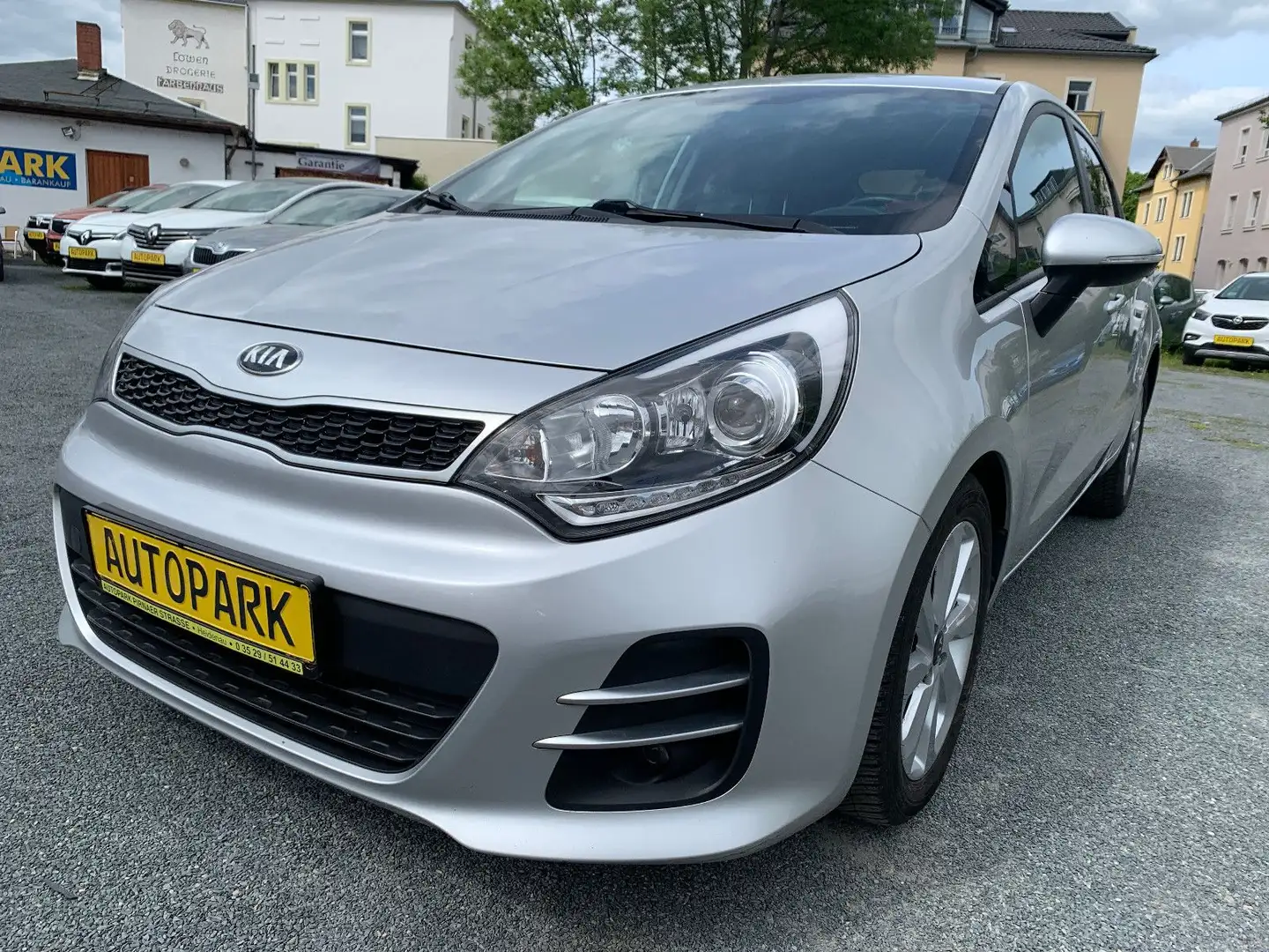 Kia Rio 1.4 Dream T. * Klimaaut., Sitzhzg, Nr. 41 Argent - 1
