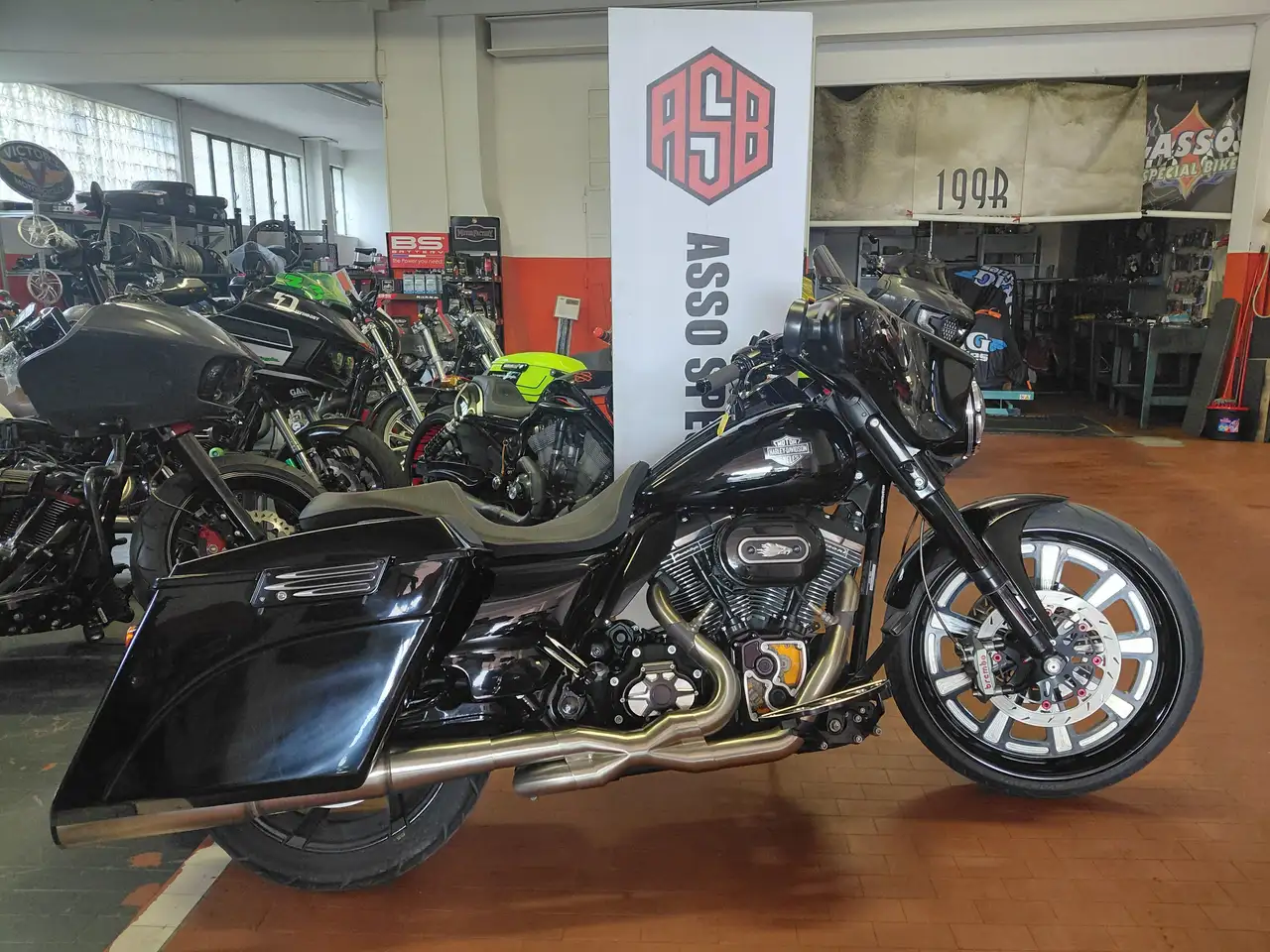 Harley-Davidson Street Glide
