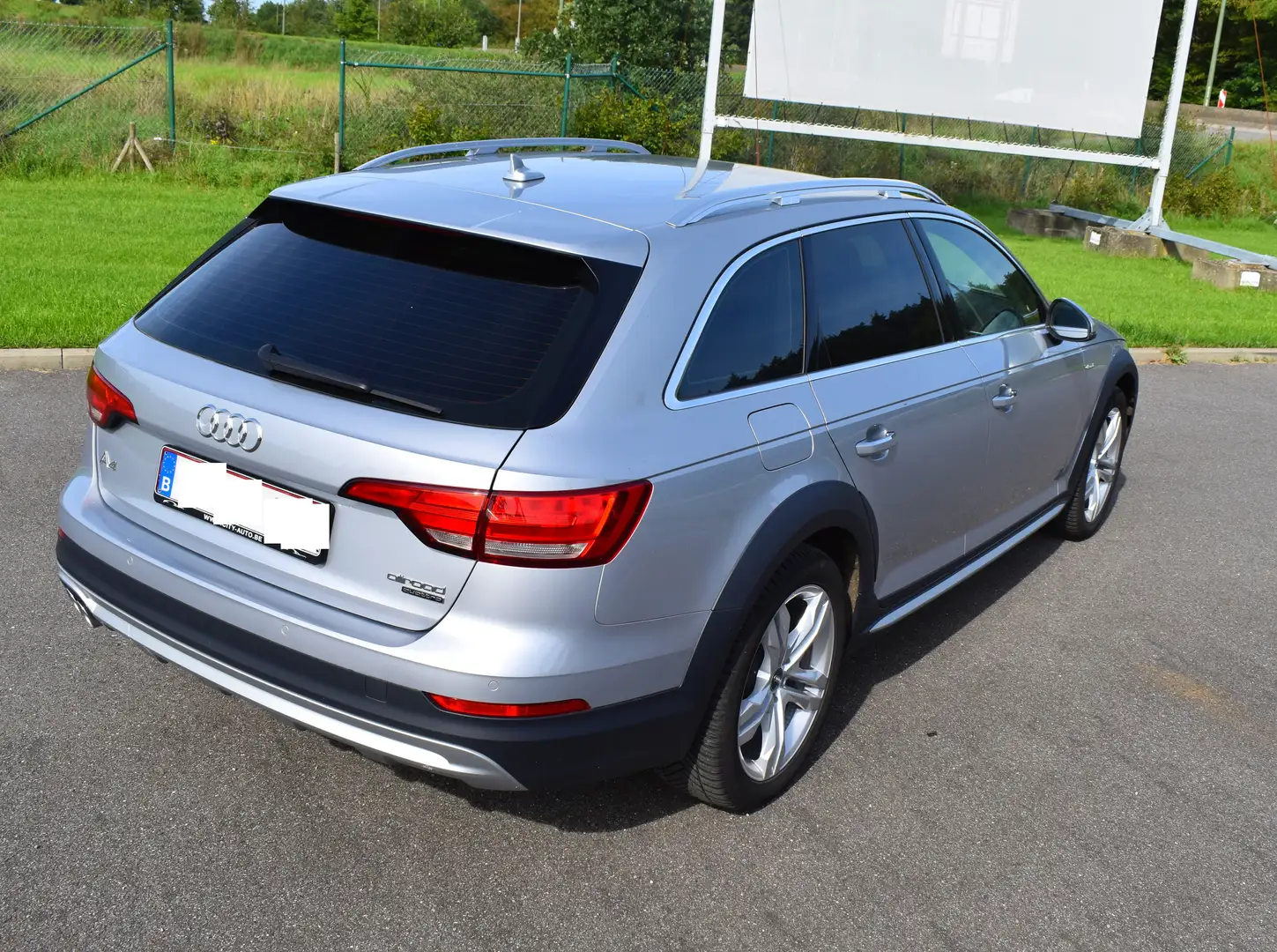 Audi A4 allroad A4 Allroad 2.0 TDi Quattro Срібний - 2
