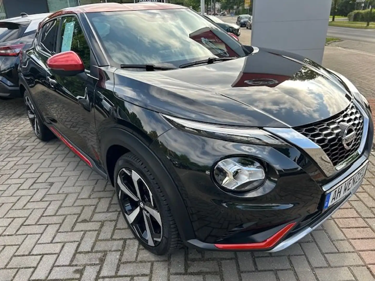 Nissan Juke DIG-T 117 DCT Premiere Edition Noir - 2