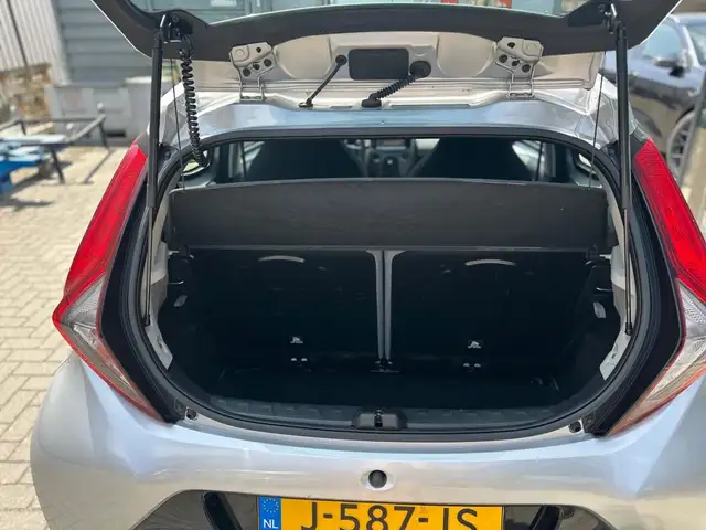Toyota Aygo view 17