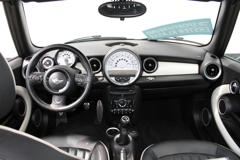 MINI Cooper S 1.6 Cabrio Xenon Sitzheizung Leder — photo 5