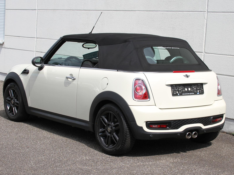 MINI Cooper S 1.6 Cabrio Xenon Sitzheizung Leder — photo 29