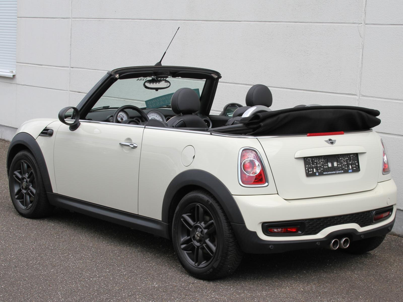 MINI Cooper S 1.6 Cabrio Xenon Sitzheizung Leder — photo 9
