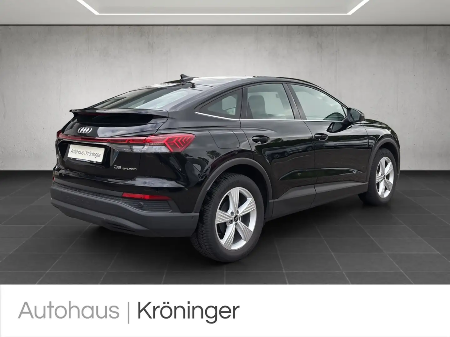 Audi Q4 e-tron Sportback 35 e-tron basis Negro - 2