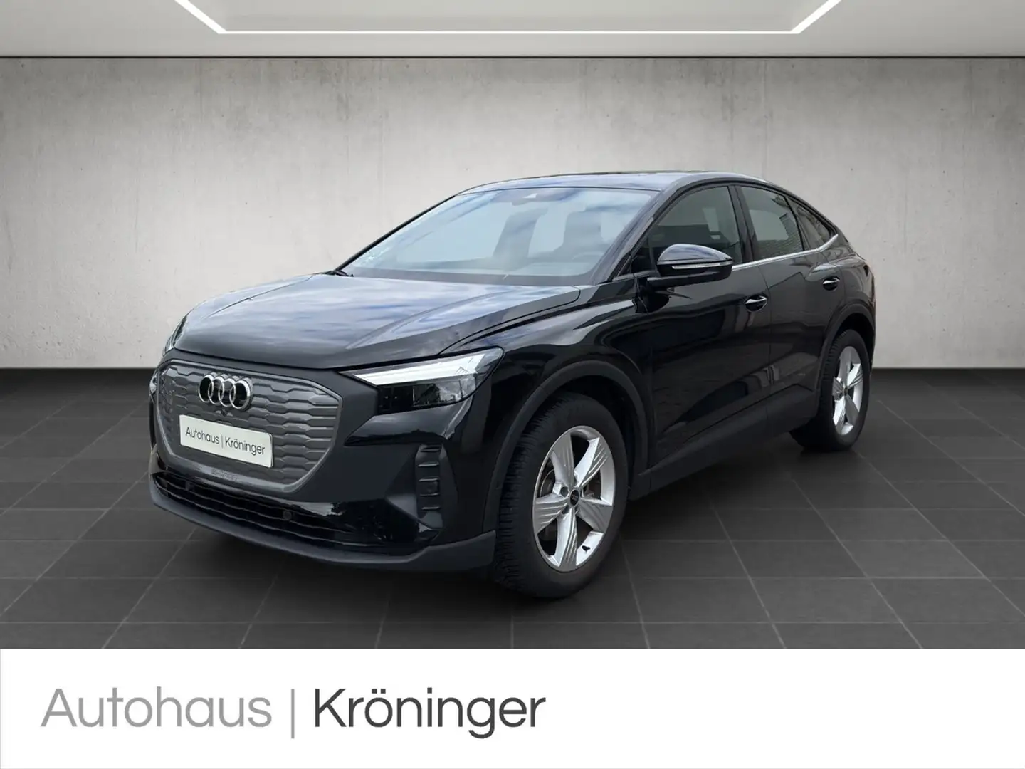 Audi Q4 e-tron Sportback 35 e-tron basis Negro - 1
