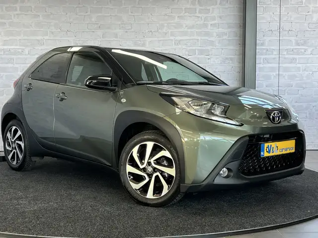 Toyota Aygo X 1.0 VVT-i MT Pulse Carplay Stoelverwarming ACC Key