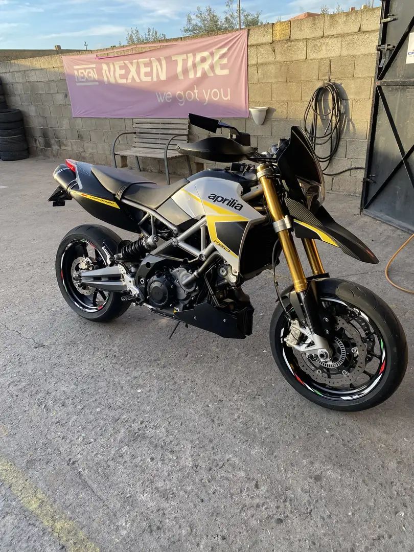 Aprilia Dorsoduro Abs - 2