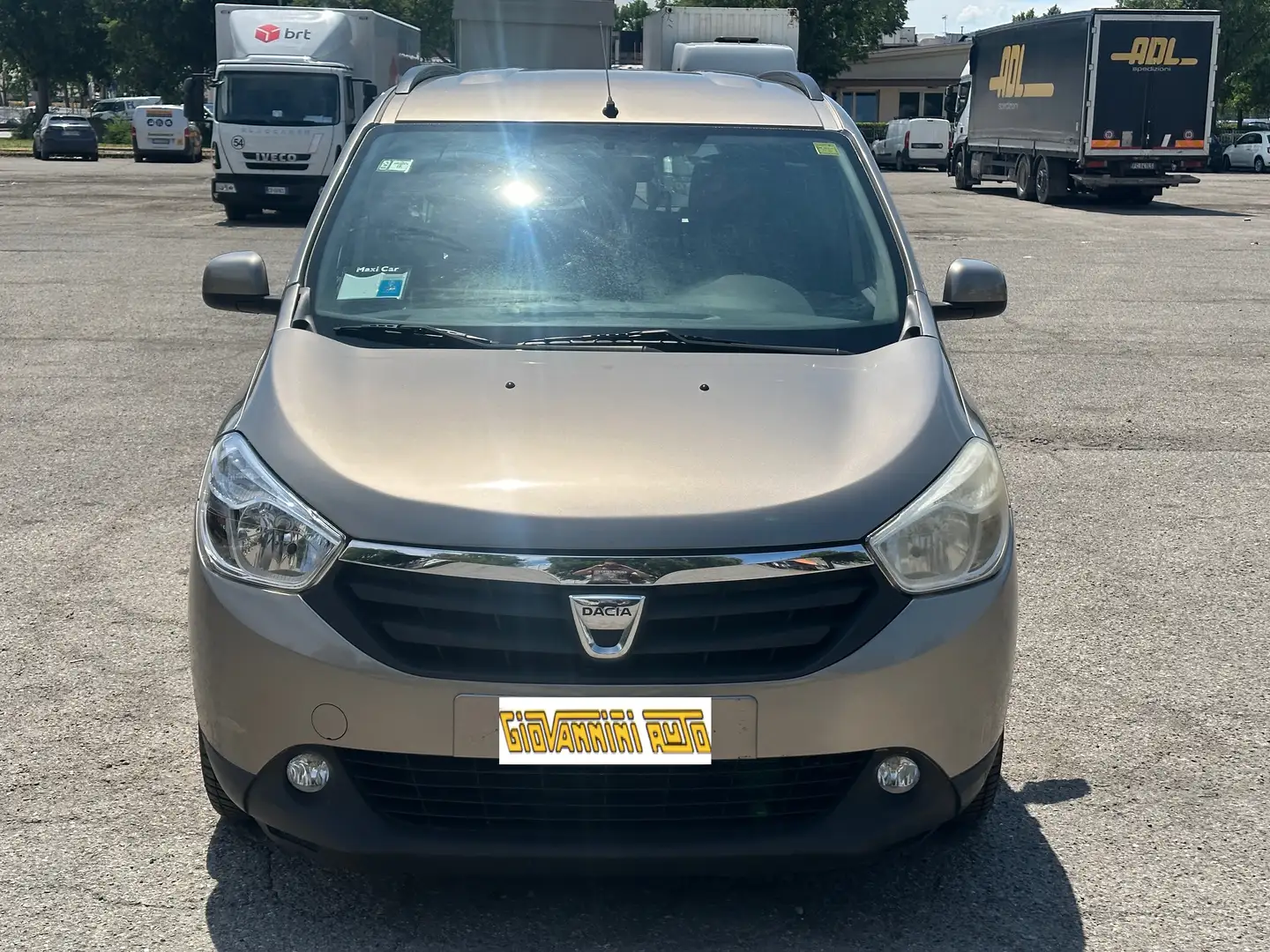 Dacia Lodgy 1.5 dci Laureate 110cv Bronze - 2