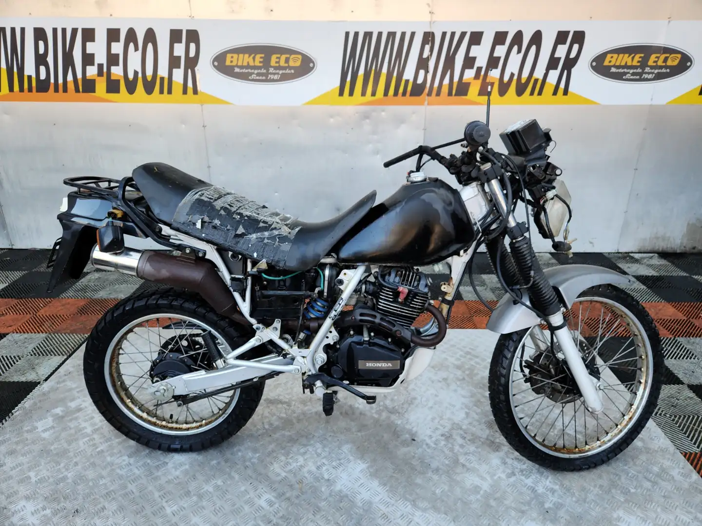 Honda NX 125 Noir - 1