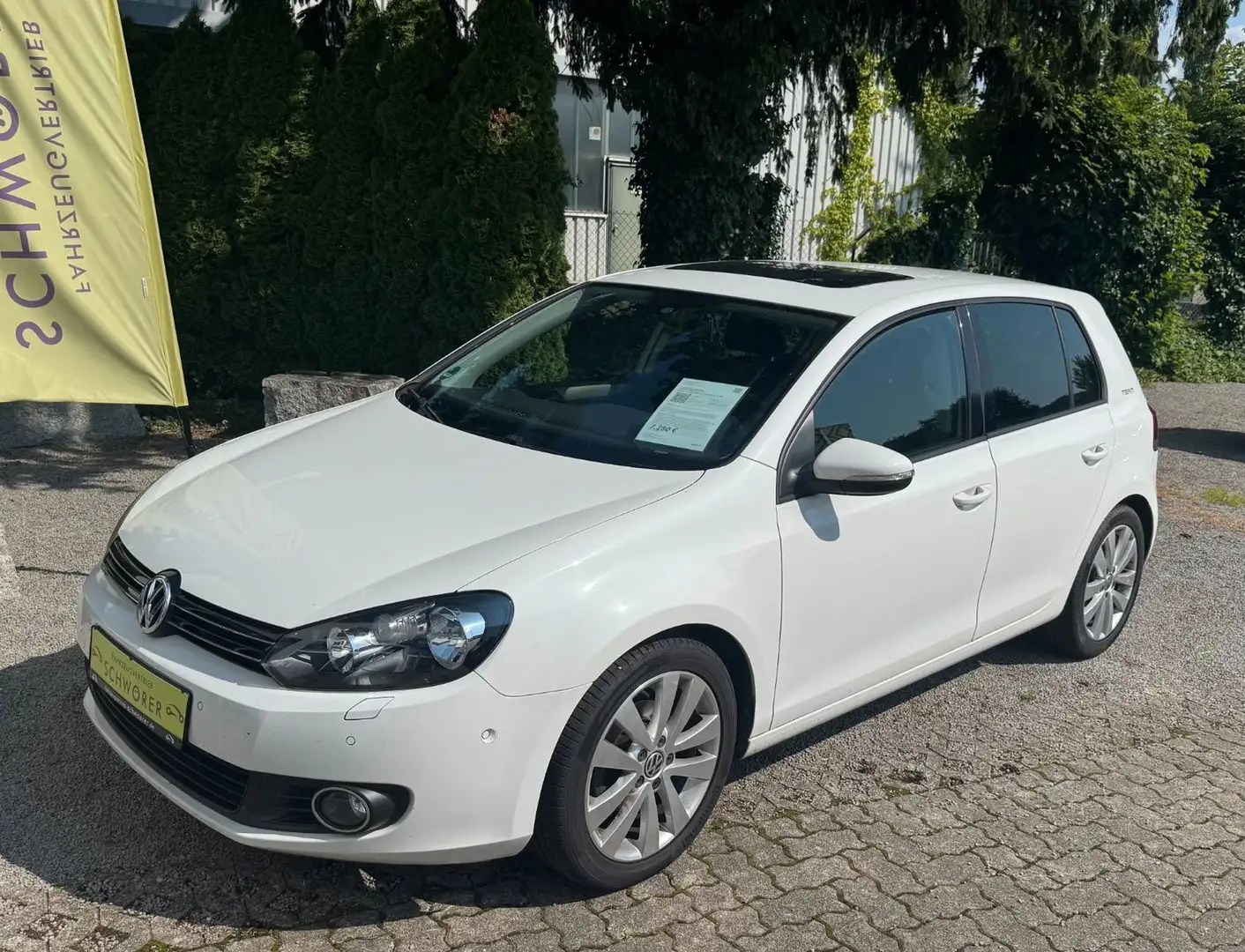 Volkswagen Golf VI Team*Automatik*Schiebedach*AHK* Weiß - 1