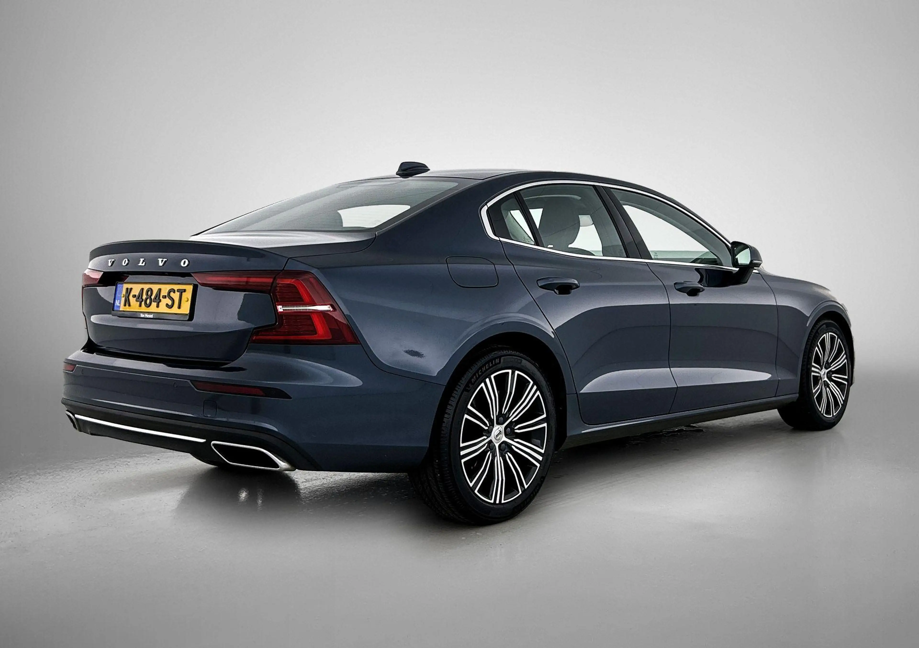 Volvo S60 2.0 B3 Inscription | WORDT VERWACHT | ACHTERUITRIJ — photo 4