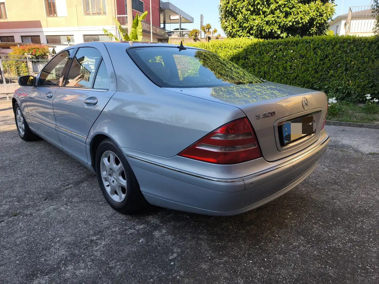 Mercedes-Benz S 320, foto 2