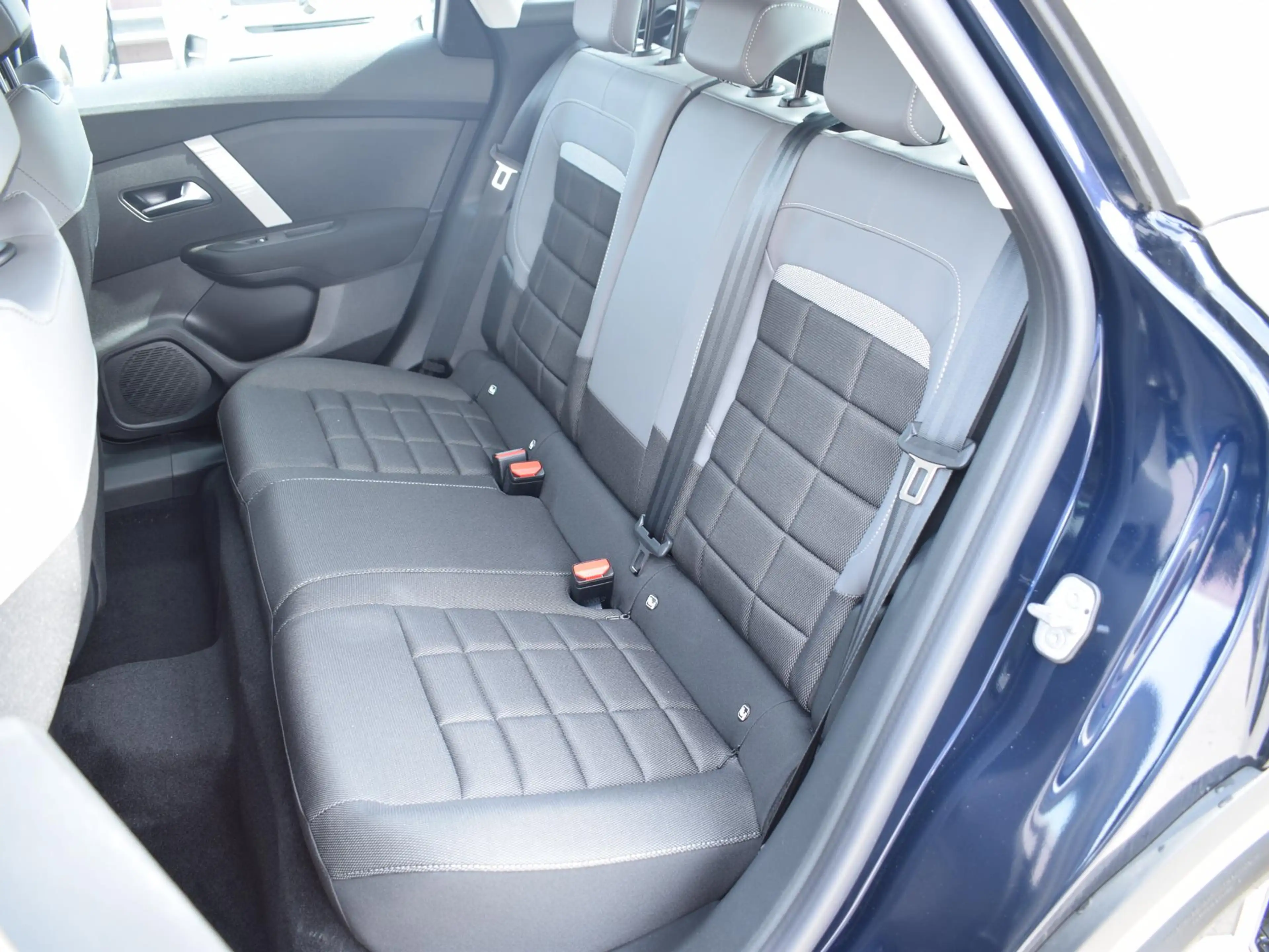 Citroen E-C4 Electric Business 156pk Extended range 54 kWh SOH 99% | STO — photo 13