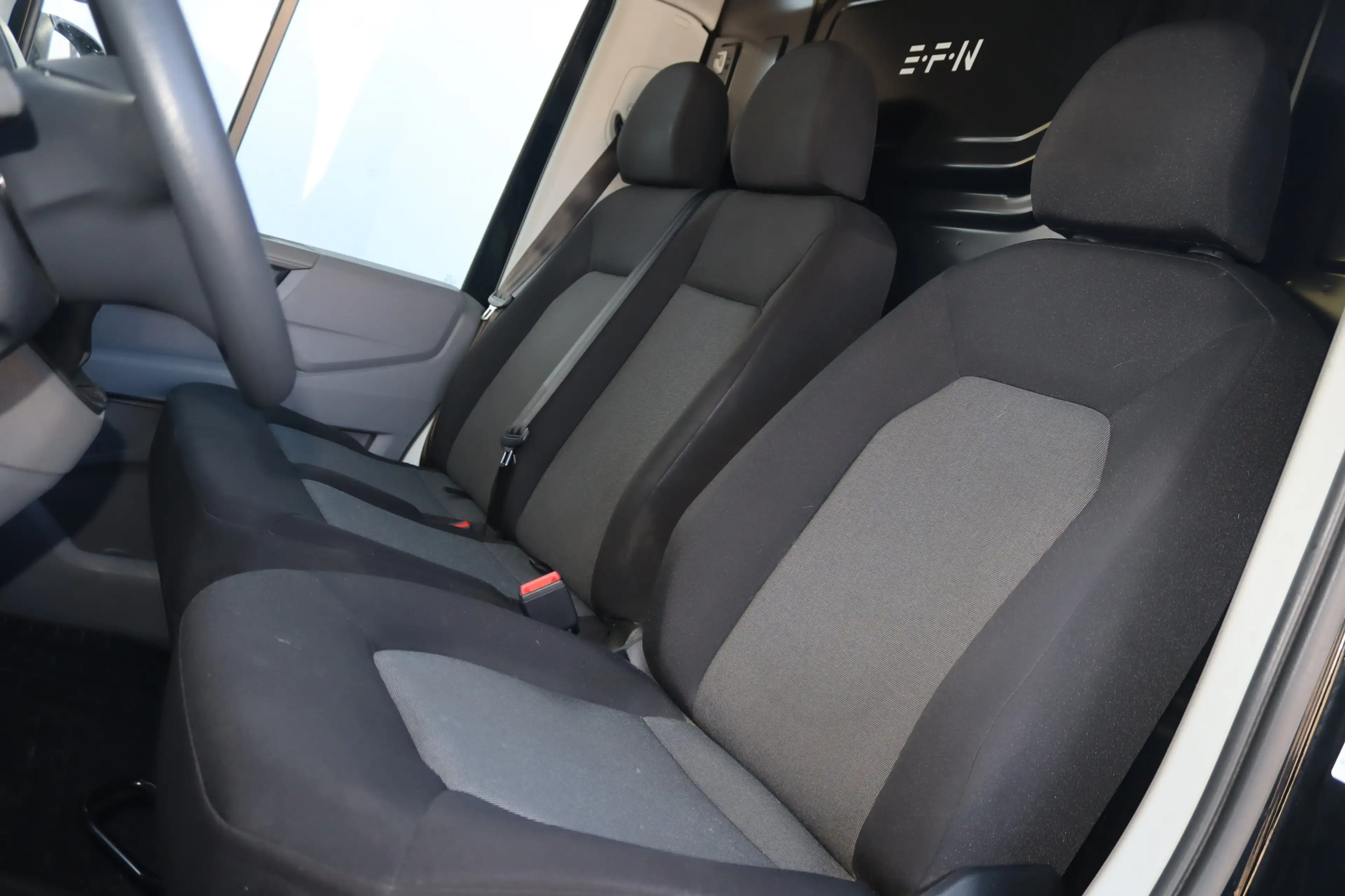 Volkswagen Crafter 2.0 TDI mittellang Hochdach-3SI.-AHK-KAM — photo 11