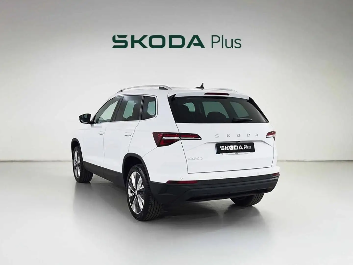 Skoda Karoq 1.5 TSI Design ACT DSG 110KW Blanco - 2