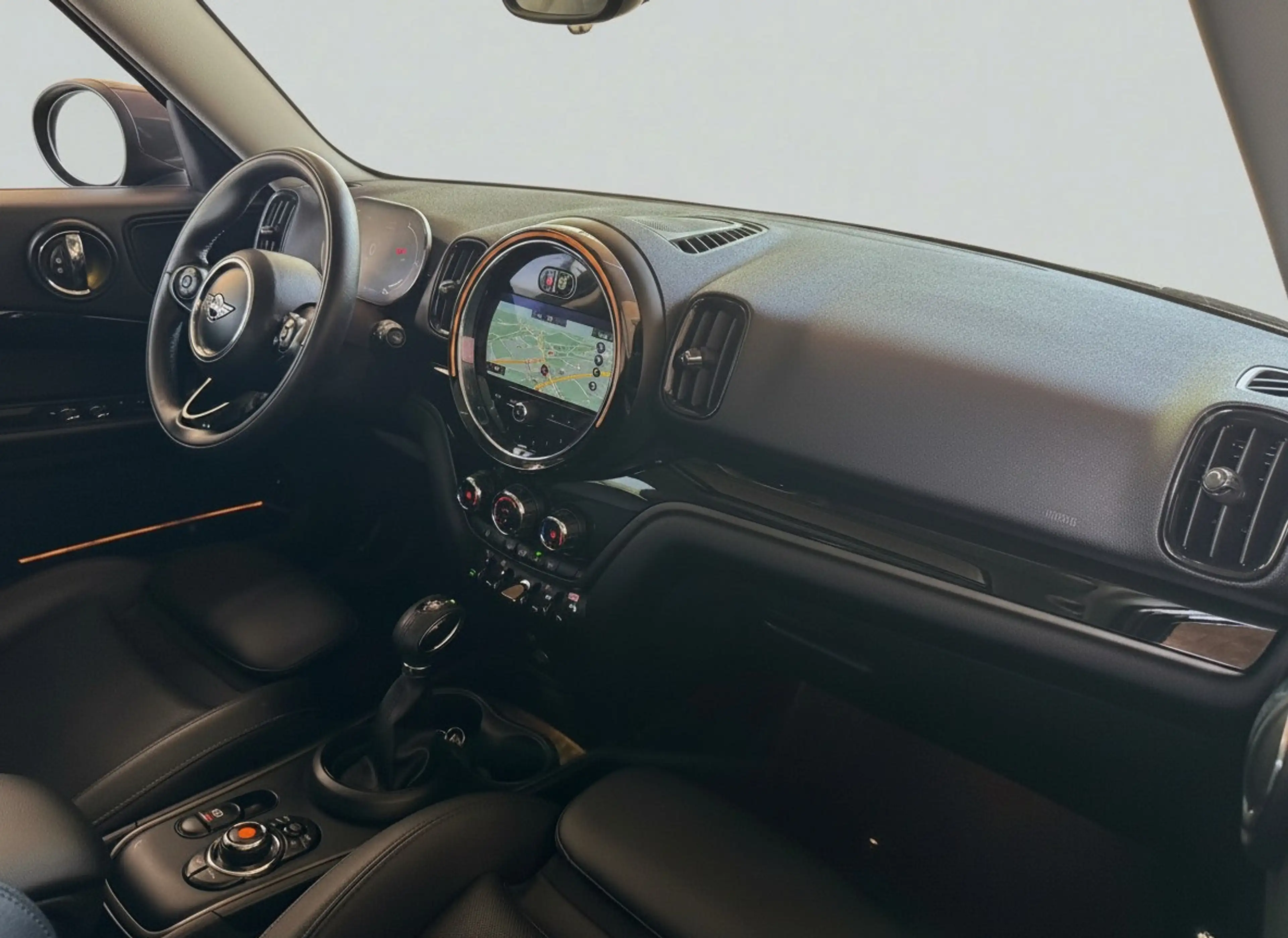 MINI Cooper SE Countryman 220PK HYBRID ALL4 CHILI SPORT LEDER/NAVI/CARPLAY/P — photo 17