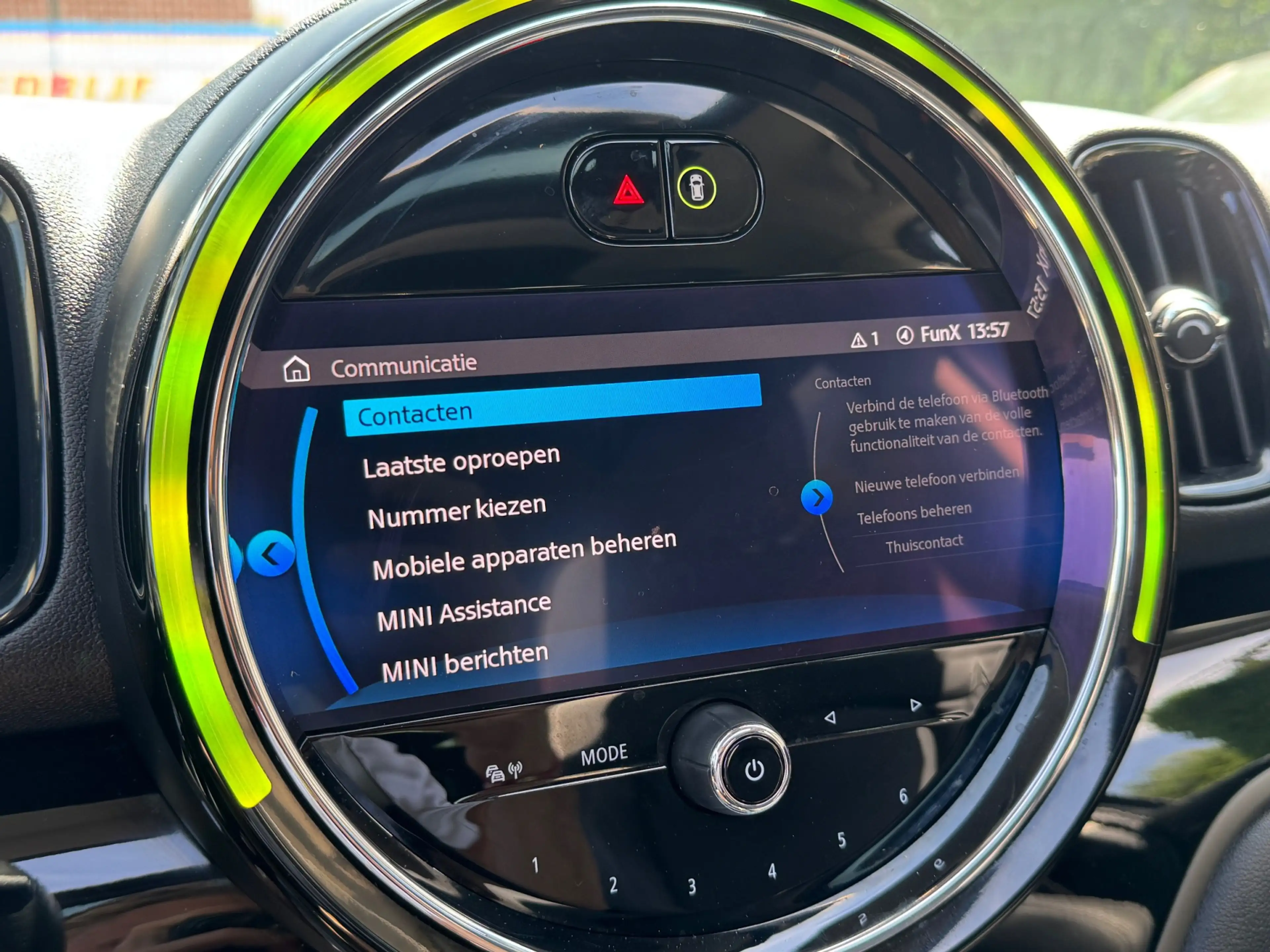 MINI Cooper SE Countryman 220PK HYBRID ALL4 CHILI SPORT LEDER/NAVI/CARPLAY/P — photo 43