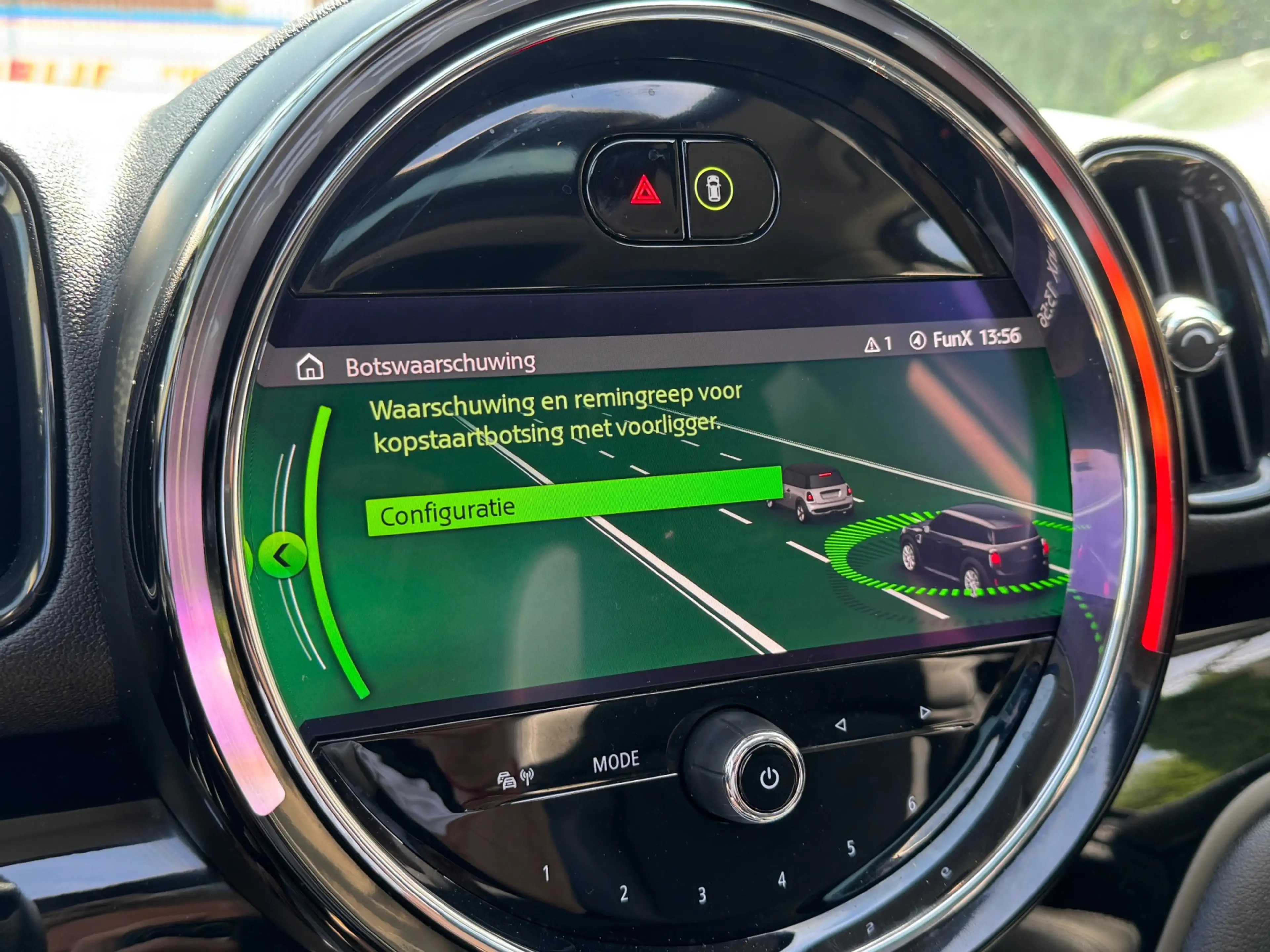MINI Cooper SE Countryman 220PK HYBRID ALL4 CHILI SPORT LEDER/NAVI/CARPLAY/P — photo 37