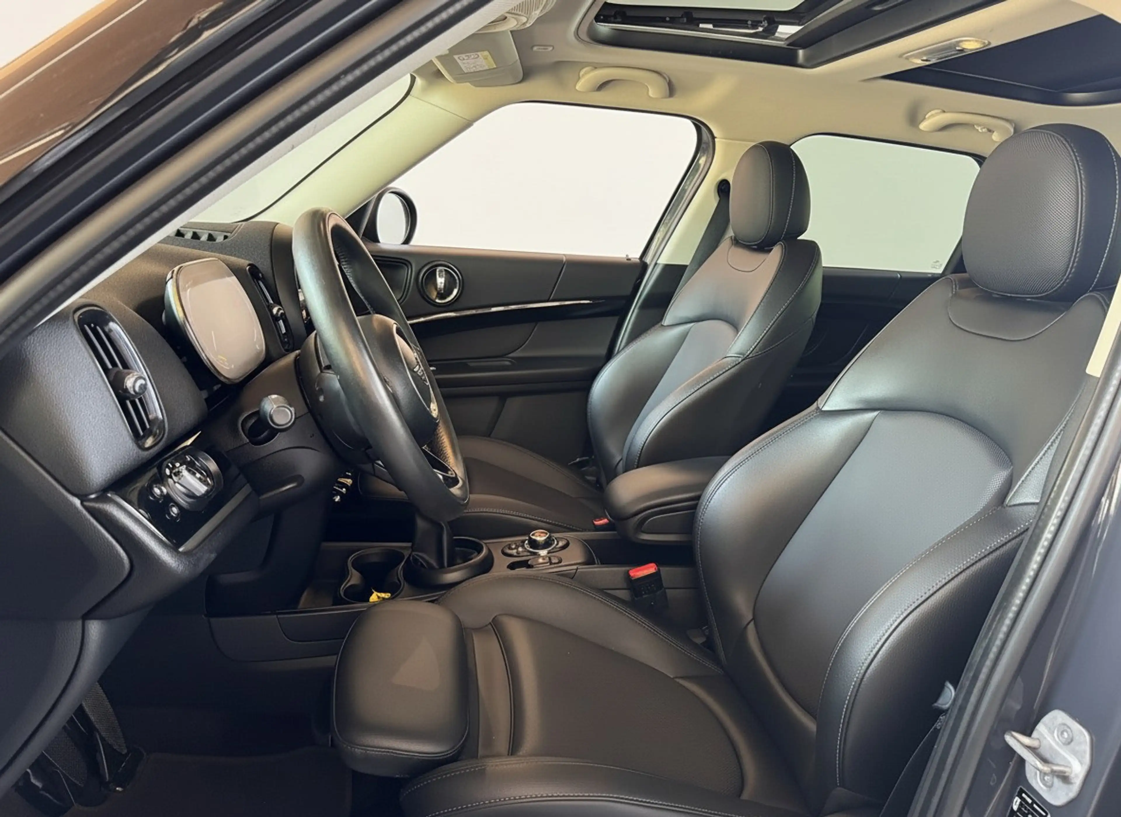 MINI Cooper SE Countryman 220PK HYBRID ALL4 CHILI SPORT LEDER/NAVI/CARPLAY/P — photo 18