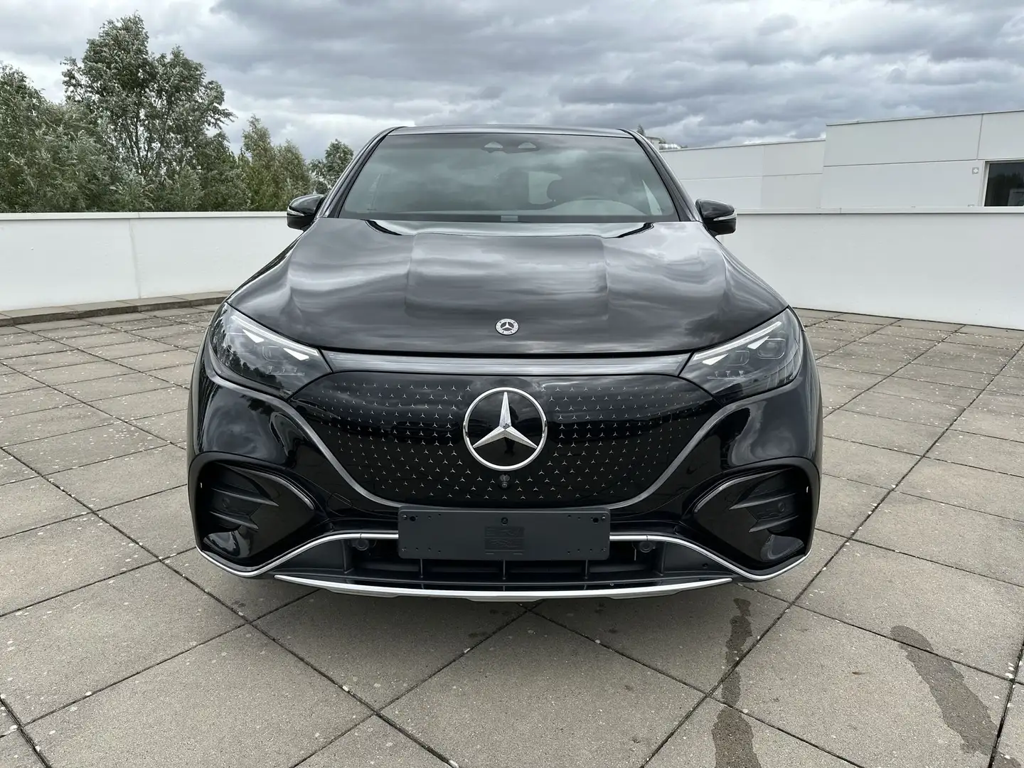 Mercedes-Benz EQE SUV 4M AMG SUV/HYPERSCREEN/LUCHTVER/22"/PANODAK/TREKH Noir - 2