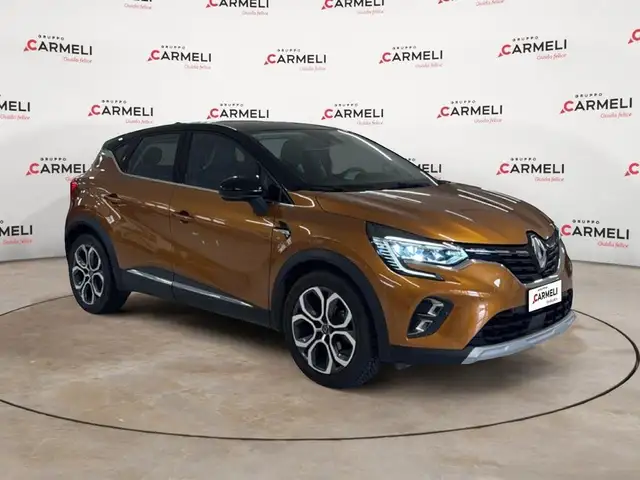 Renault Captur view 4