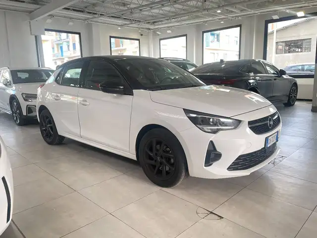 Opel Corsa view 3