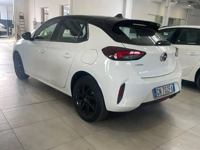 Opel Corsa view 5