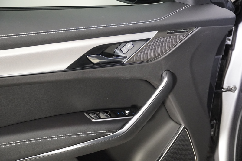 Jaguar F-Pace 2.0PHEV R Dyn S — photo 12