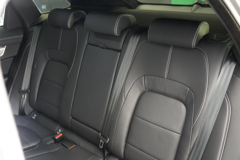 Jaguar F-Pace 2.0PHEV R Dyn S — photo 16