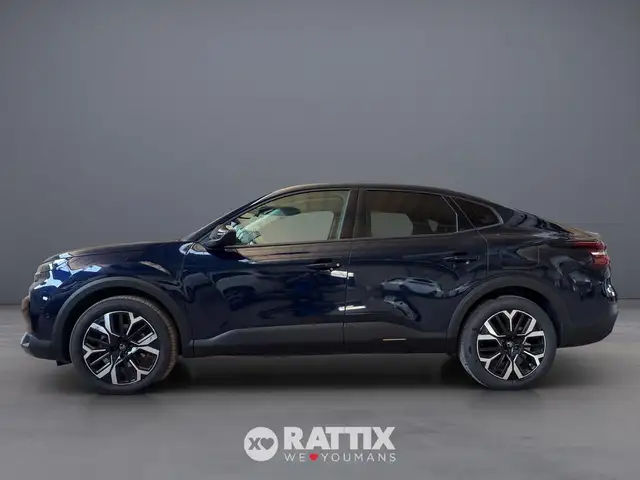 Citroen C4 X view 2