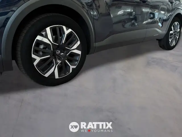 Citroen C4 X view 4