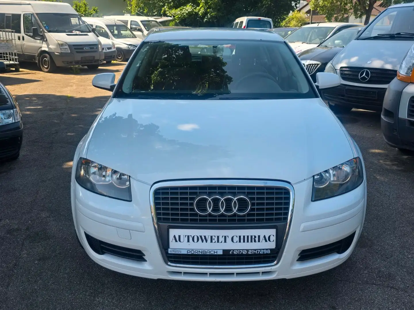 Audi A3 Sportback 1.6 Attraction Weiß - 2