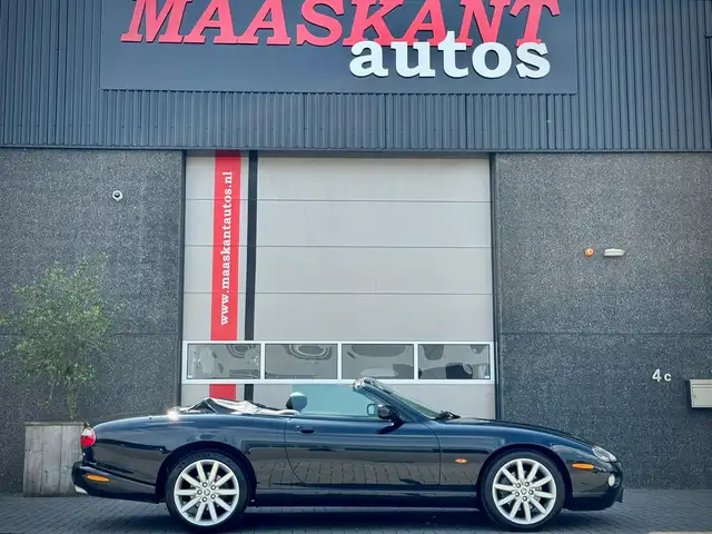 Jaguar XK8 4.2 Convertible / Atlas wheels / Extensive history