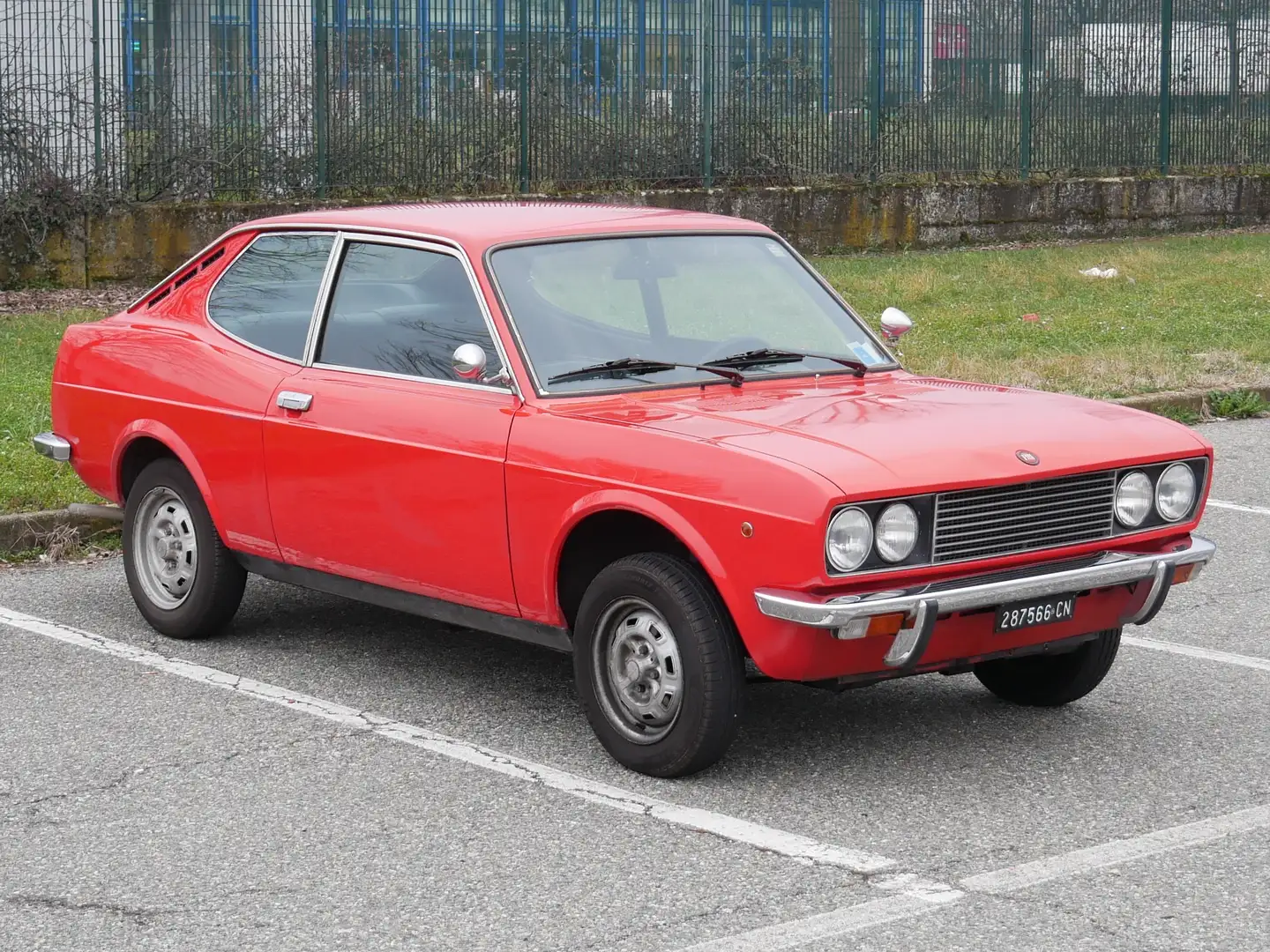 Fiat 128 Coupé SL 1100 Rojo - 2