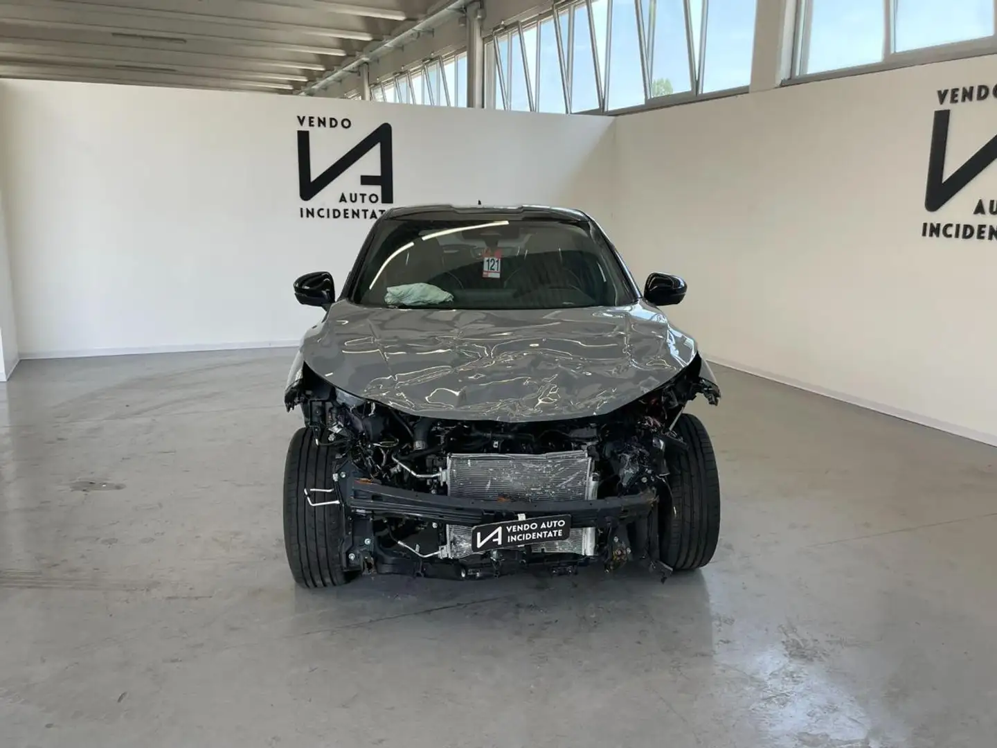 Nissan Juke 1.0 DIG-T 114CV N-DESIGN Grigio - 2