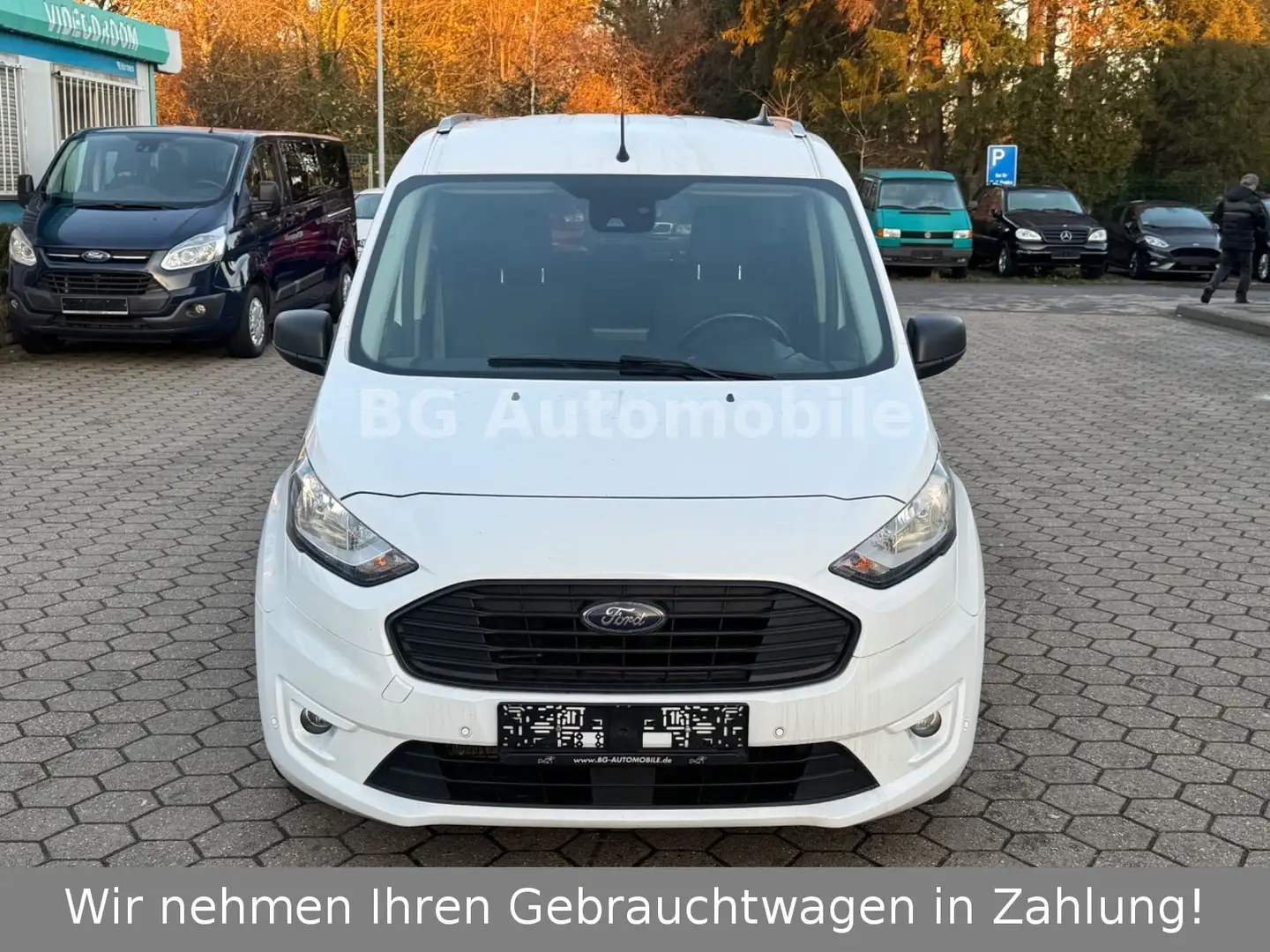 Ford Grand Tourneo Connect Titanium XL *AUTOMATIK* Weiß - 2