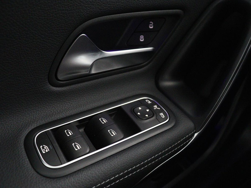 Mercedes-Benz CLA 250 Premium Plus | Panoramadak | Memory | Stoelverwarm — photo 39