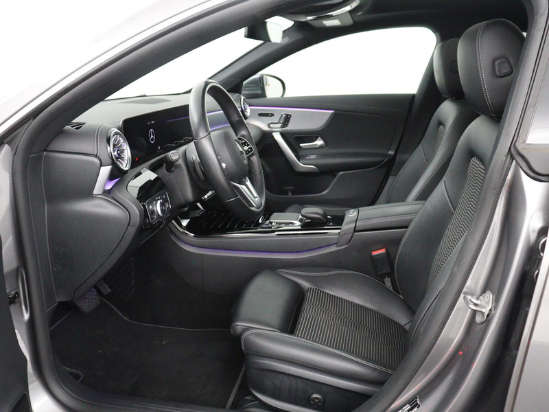 Mercedes-Benz CLA 250 Premium Plus | Panoramadak | Memory | Stoelverwarm — photo 4