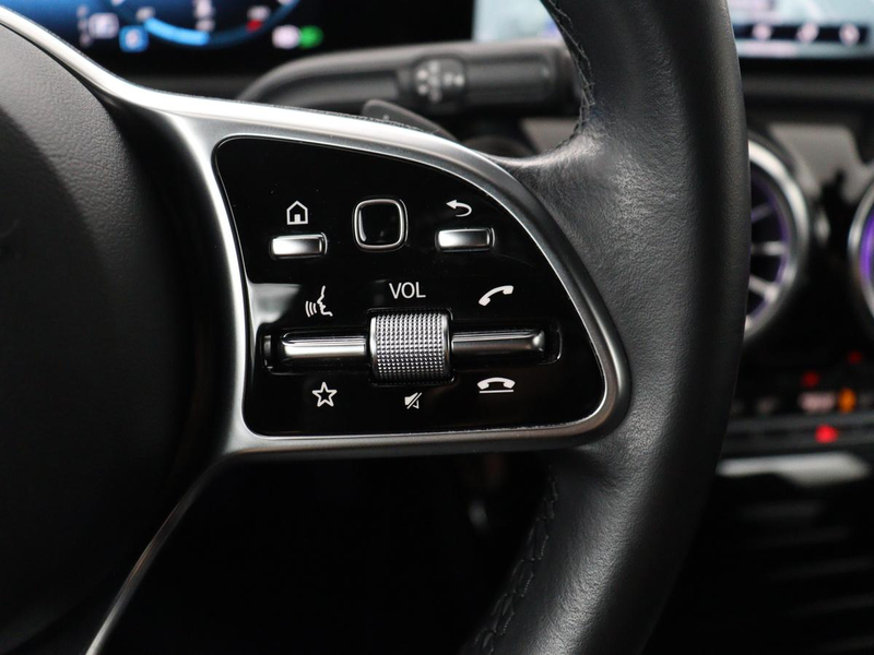 Mercedes-Benz CLA 250 Premium Plus | Panoramadak | Memory | Stoelverwarm — photo 19