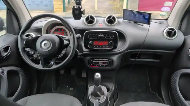 Smart Fortwo view 11