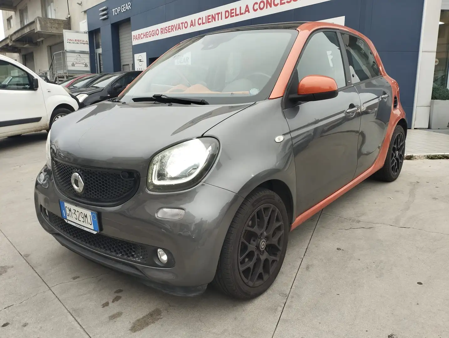 smart forFour ForFour III 2015 1.0 Youngster 71cv Grigio - 1
