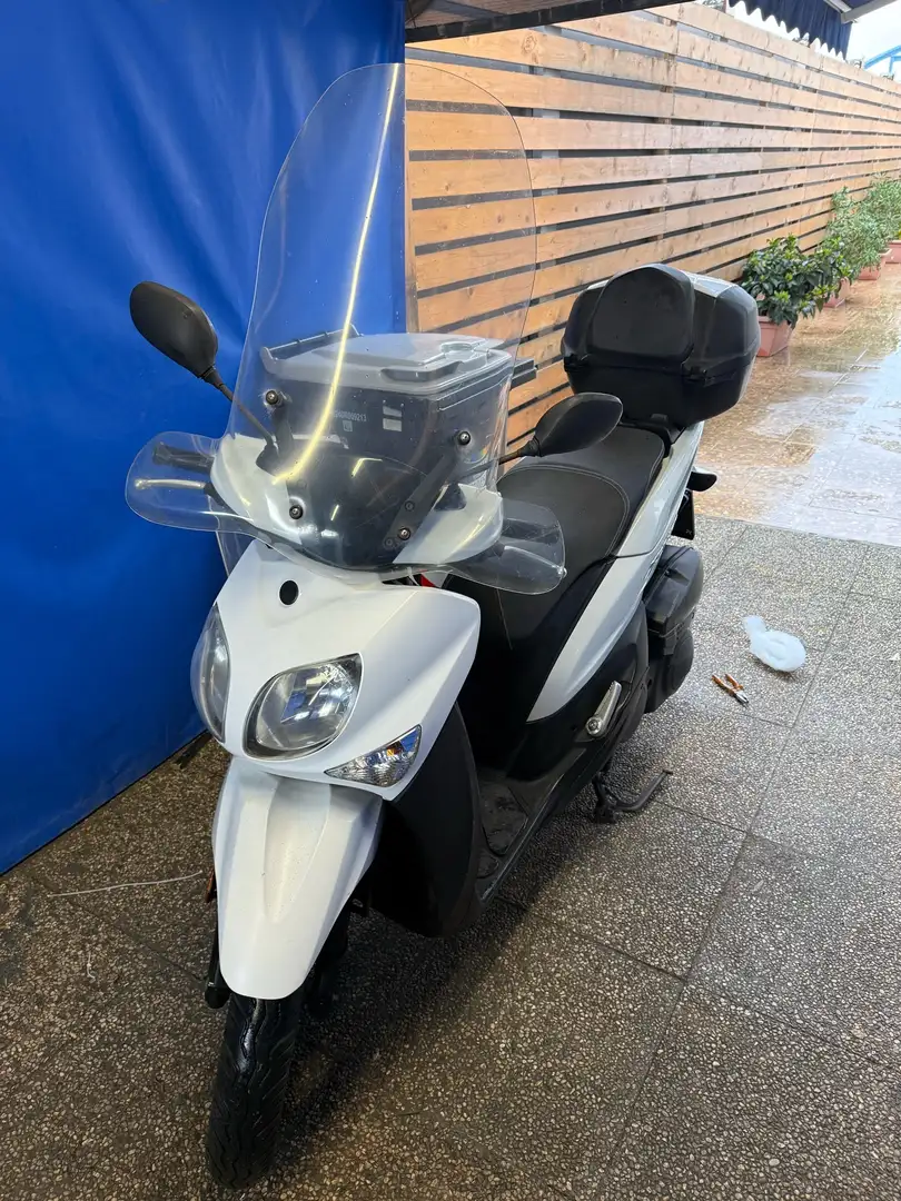 Yamaha Xenter 125 125 Bianco - 2