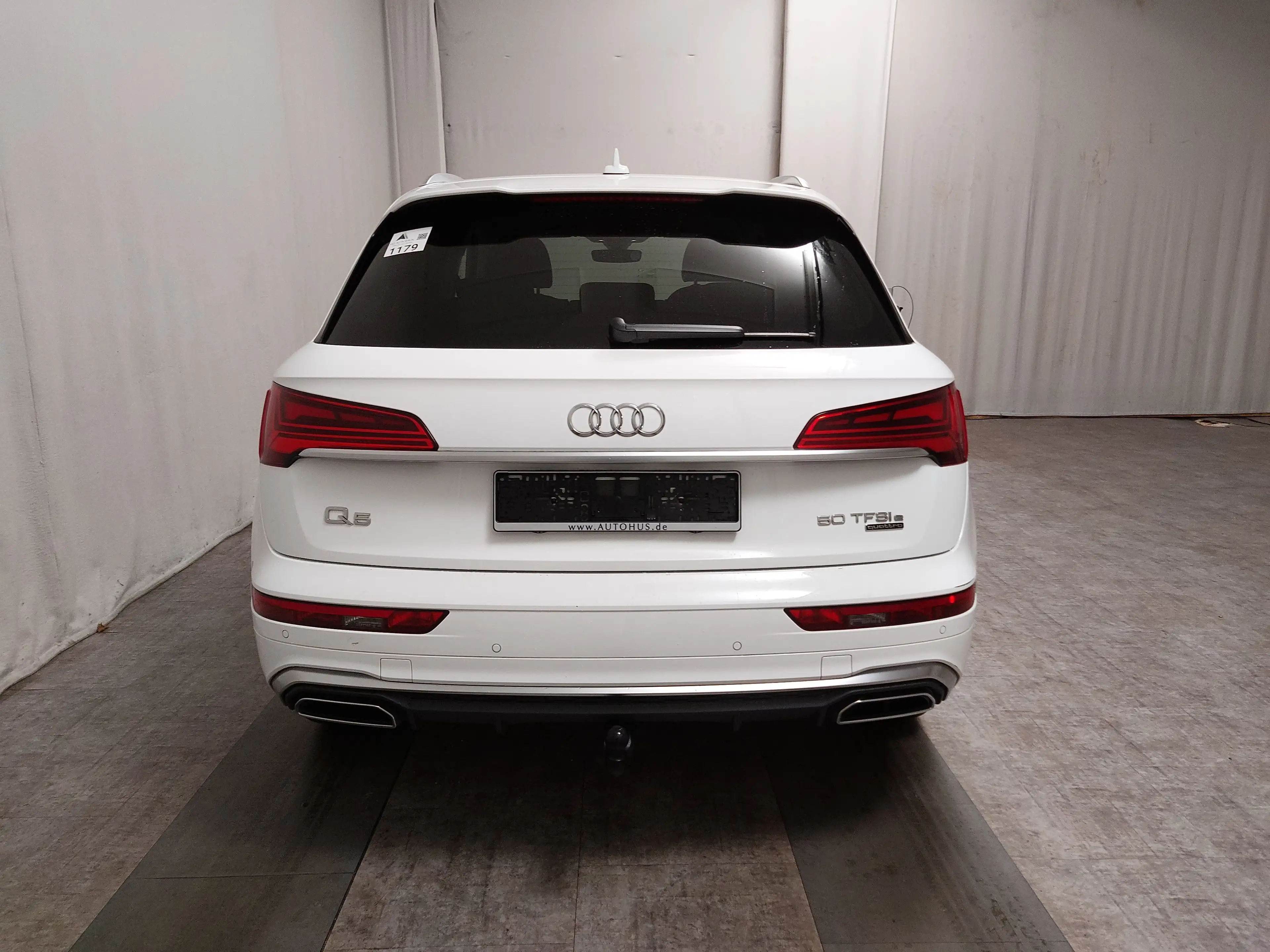 Audi Q5 50 TFSI e Qu. S-Line T-Leder Navi LED RFK AHK — photo 14